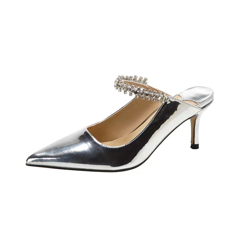 Hauts Talons pointus en cuir verni pour femmes avec chaine en biscuits Nouveauté  2025